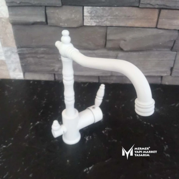 White Refined Rustic Faucet