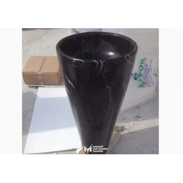 Toros Black Vase Design Pedestal Sink